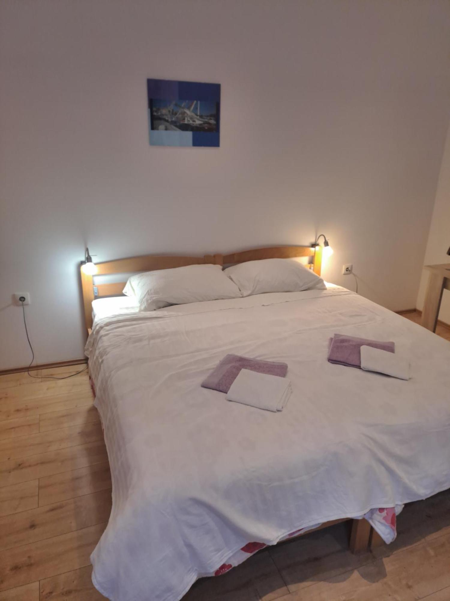 Zana Apartments Stari Grad  Eksteriør billede